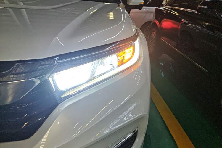 Used Honda Avancier 2022 240TURBO Two-Wheel-Drive Limited-Edition Commemorative Version Left Front Headlight