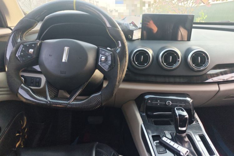 Used Wey VV7 2017 2.0T Ultra-Luxury Version
