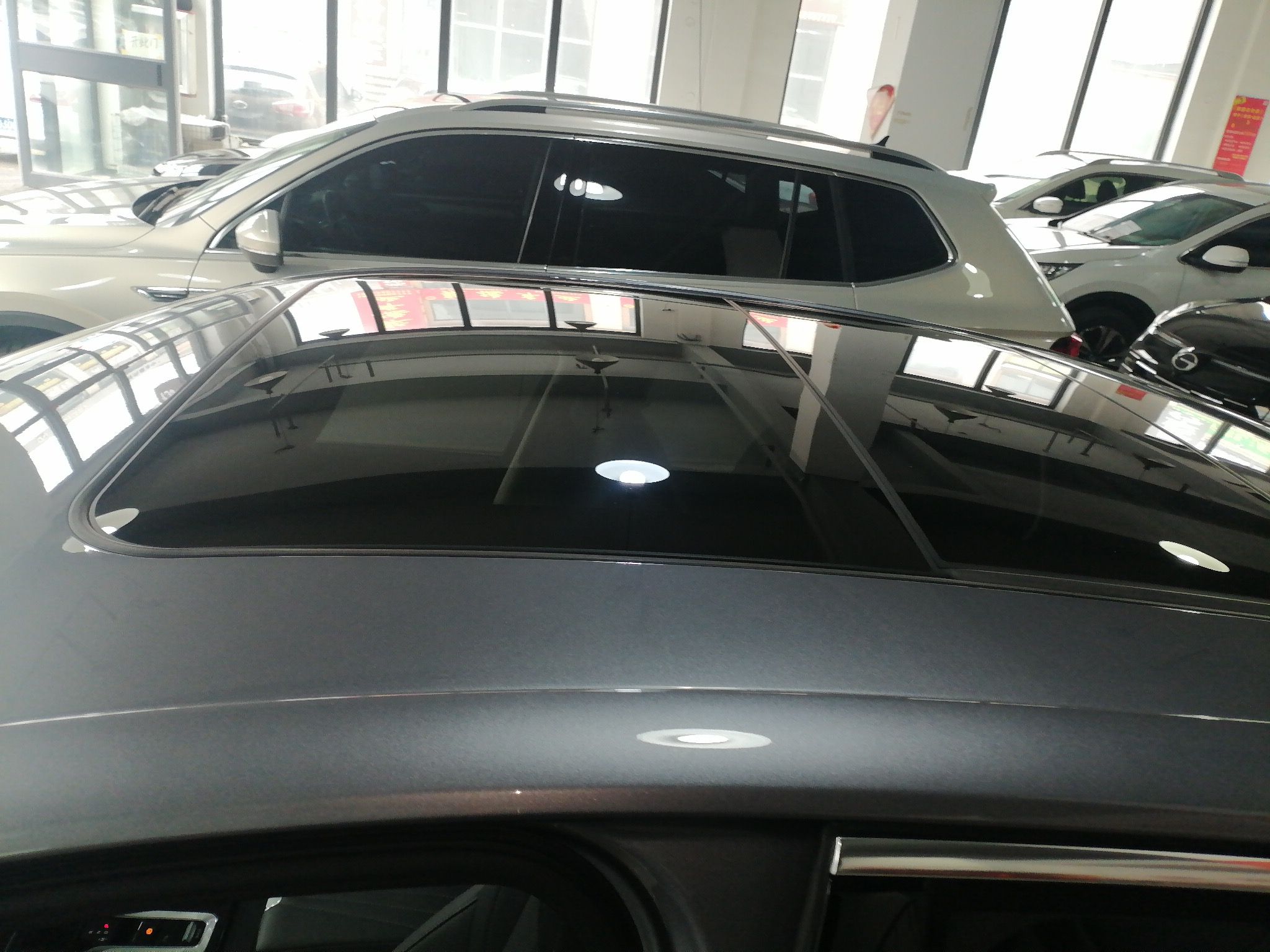 Hongqi H5 2023 2.0T Automatic Smart Connect Flagship Edition - Chinese Trim Xiang — снимка 5