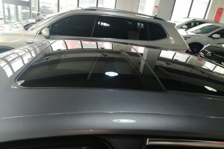 Used Hongqi H5 2023 2.0T Automatic Smart Connect Flagship Edition
