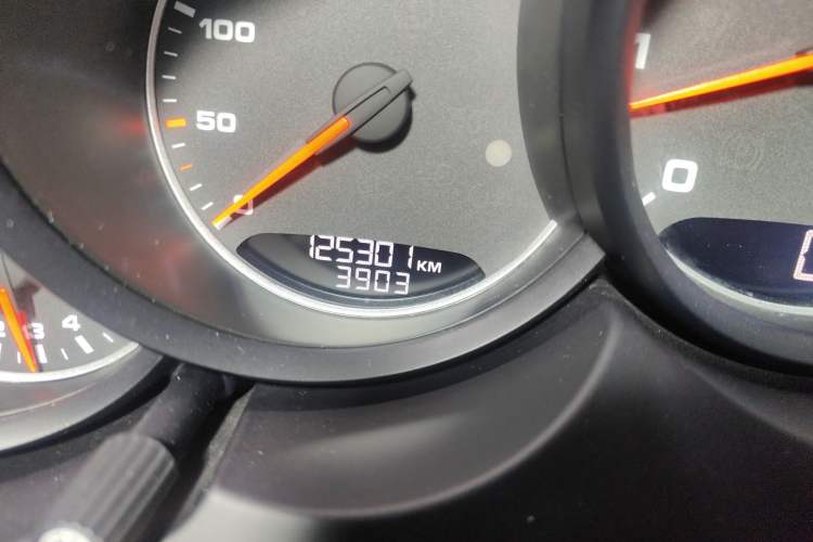 Used Porsche Cayenne 2016 Cayenne Platinum Edition 3.0T