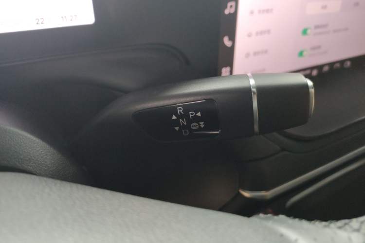 Used XPeng P7 2023 P7i 702 Pro Gear Lever