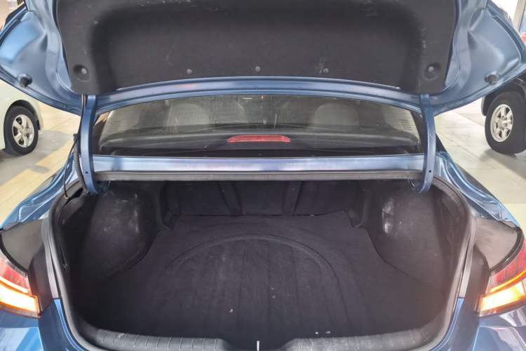 Used Hyundai Elantra 2021 1.5L CVT LUX Prestige Edition