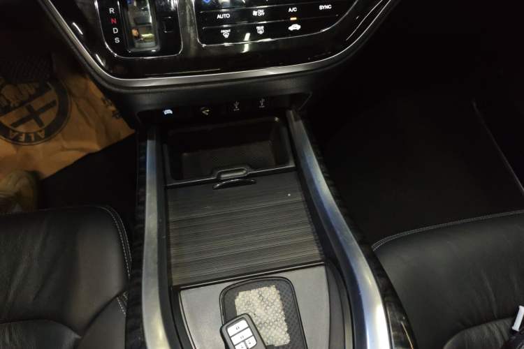 Used Honda Elysion 2019 2.0L Hybrid Supreme Edition