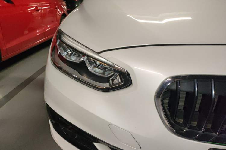 Used BMW 1 Series 2018 118i Sport Edition Right Front Headlight