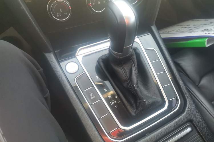 Used Volkswagen Magotan 2018 330TSI DSG Advanced Model
