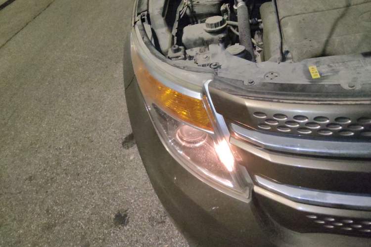 Used Ford Explorer 2013 3.5L Deluxe Model