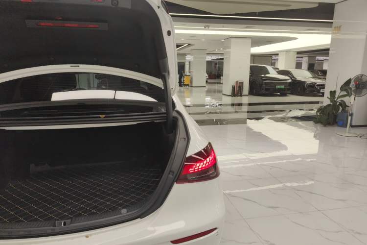 Used Mercedes-Benz E-Class 2023 Restyled E 300 L Sporty and Stylish Edition