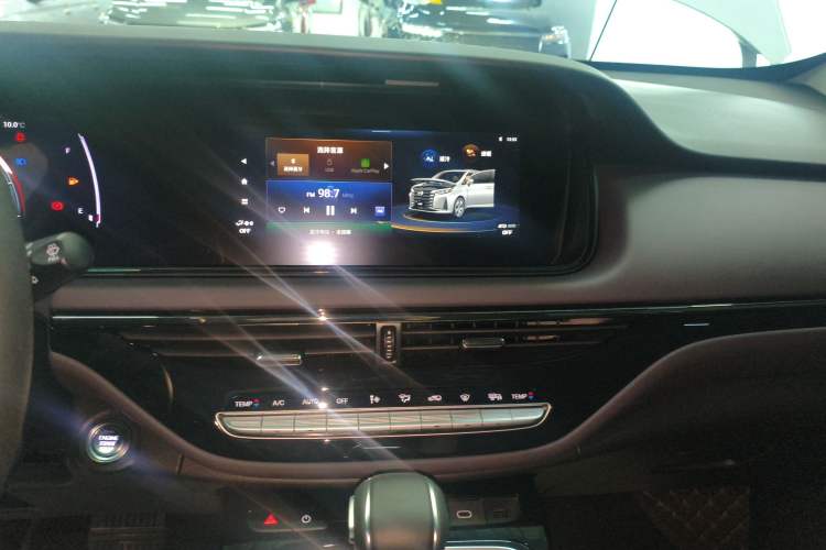 Used GAC Trumpchi M6 2025 Model MAX 270T WDCT Luxury Edition
