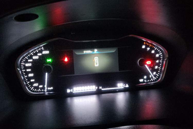 Used SAIC MAXUS G20 2023 Facelifted ES 2.0T Gasoline Automatic Value Edition