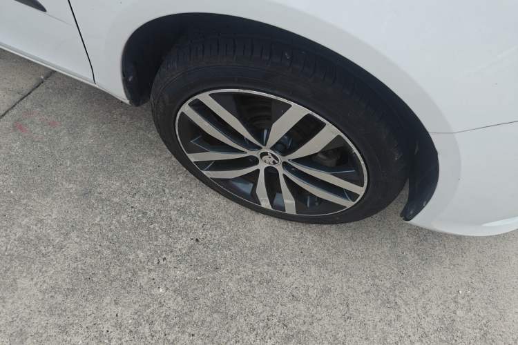 Used Skoda Fabia 2014 1.6L Automatic Sport Edition