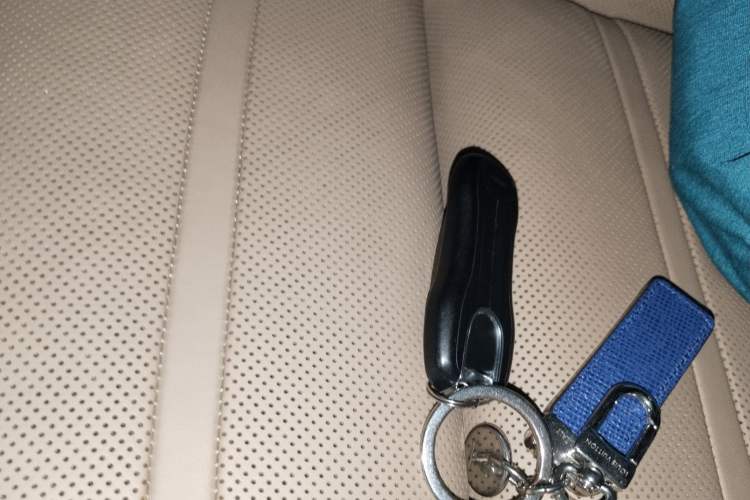 Used Porsche Cayenne 2018 Cayenne 3.0T Vehicle Key