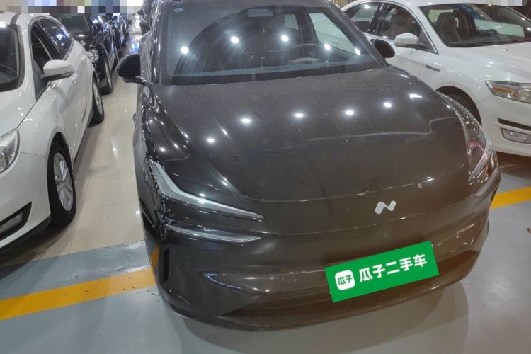 Used ONVO L60 2024 60 kWh Rear-Drive Version Front Right 45 Deg