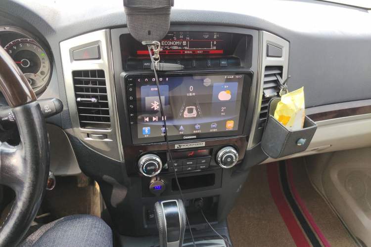 Used Mitsubishi Pajero 