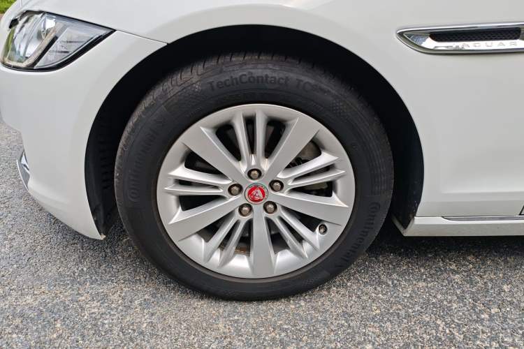 Used Jaguar XFL 2019 XFL 2.0T 200PS Two-Wheel-Drive Luxury Edition
