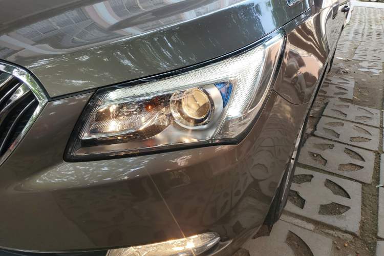 Used Buick LaCrosse 2013 2.4L SIDI Leading Comfort Version
