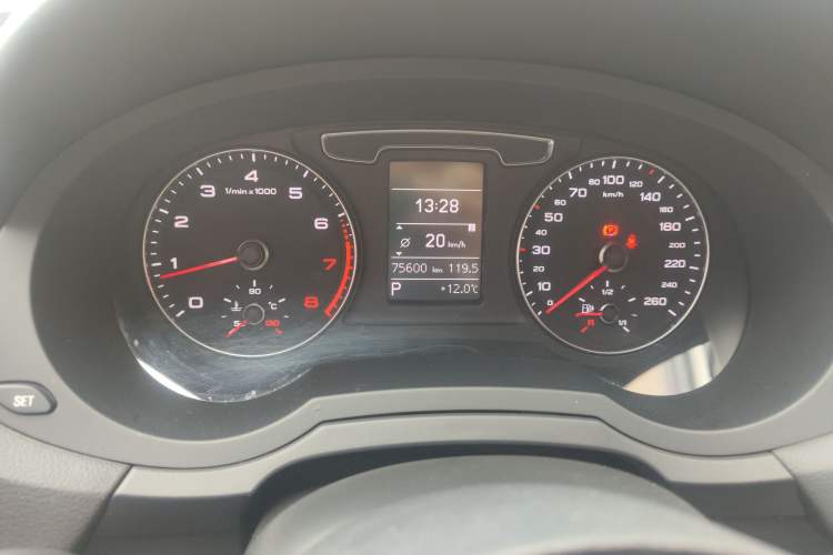 Used Audi Q3 2016 30 TFSI Fashion Model
