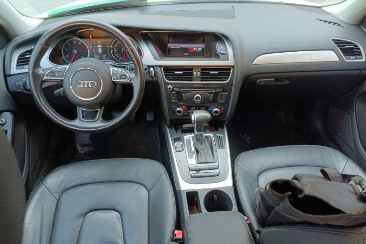 Used Audi A4 2013 40 TFSI allroad quattro Comfort model
