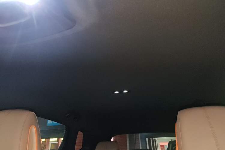 Used BYD Song Pro New Energy 2024 HONOR Edition DM-i 71KM Navigation Model
