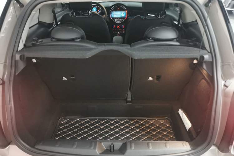 Used MINI 2023 Updated 1.5T COOPER Artist Trunk