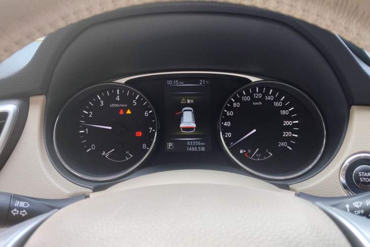 Used Nissan X-Trail 2014 2.5L CVT Luxury Edition 4WD
