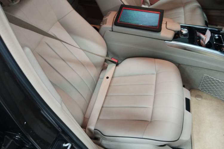 Used Mercedes-Benz E-Class 2015 E 200 L Sport Edition