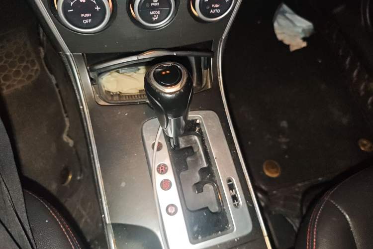 Used Mazda 6 2015 2.0L Automatic Fashion Edition Gear Lever