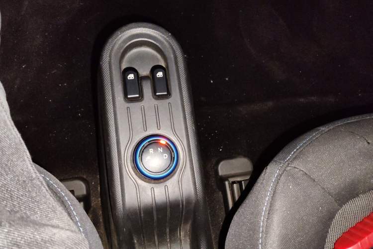 Used Wuling Hongguang MINIEV 2022 Easy Version Lithium Iron Phosphate