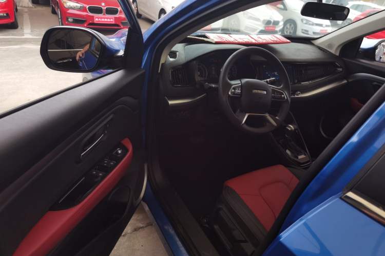 Used Haval H2s 2018 Blue Label 1.5T Dual-Clutch Fashion Edition