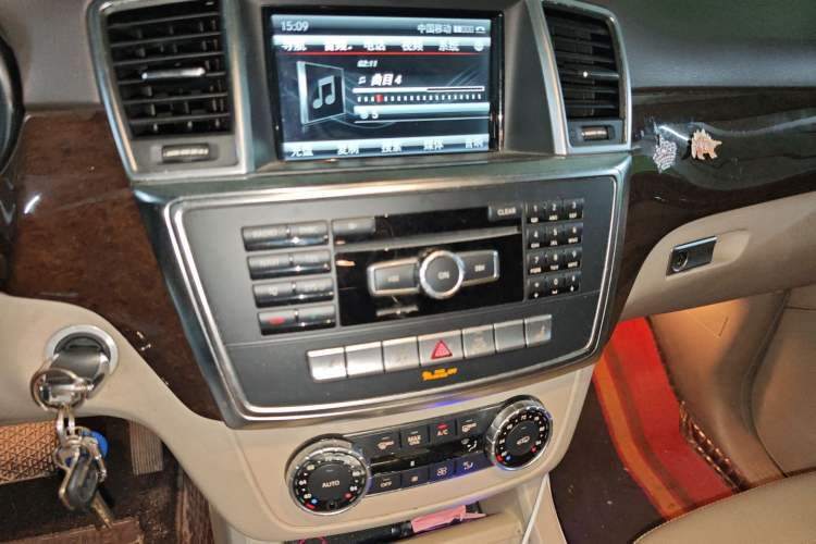 Used Mercedes-Benz M-Class 2014 ML 350 CDI 4MATIC