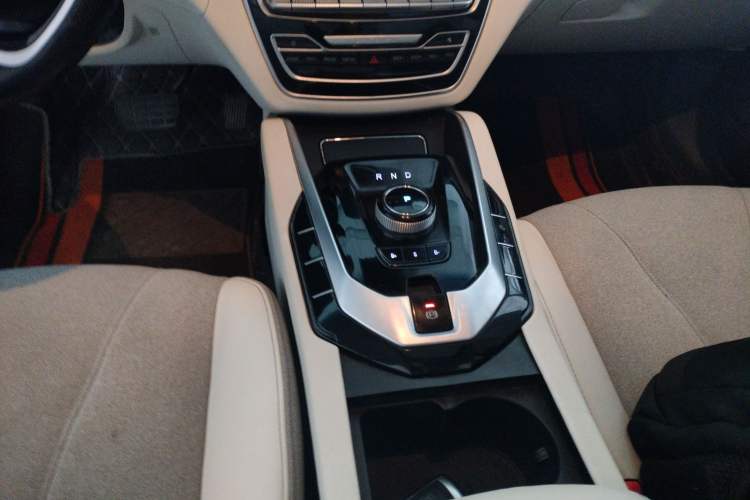 Used BAIC Beijing EU5 2018 R500 Smart Wind Edition
