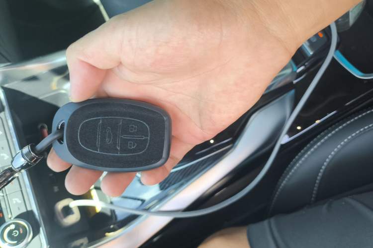 Used SAIC MAXUS Dajia 5 2024 1.3T PLUG-IN Enjoyment Edition 7-Seater
