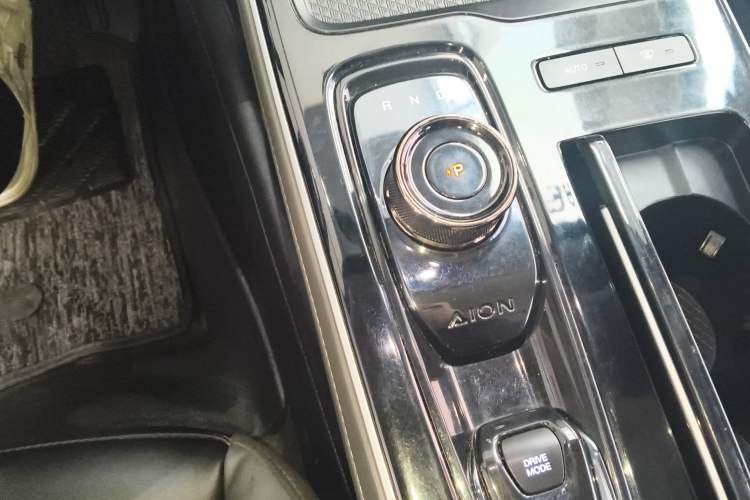 Used AION S Plus 2022 70 Enjoy Edition Gear Lever