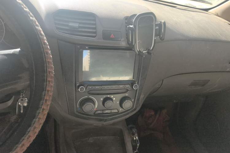 Used Wuling Hongguang 2015 1.2L S Base Model China V Standard