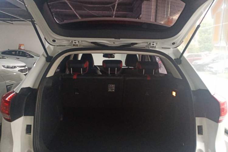 Used Haval H4 2018 Red-Label 1.5 GDIT DCT Fashion Edition Trunk