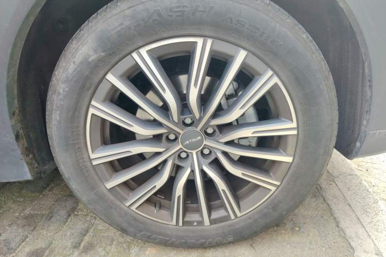 Used JETOUR X70 PLUS 2023 1.6T DCT Stronger 5-Seater