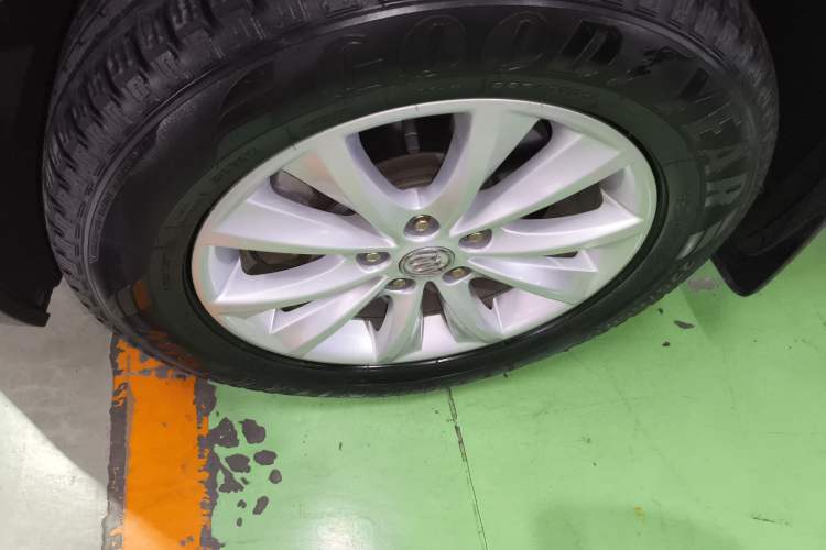 Used Buick Envision 2017 28T Four-Wheel Drive Luxury Model
