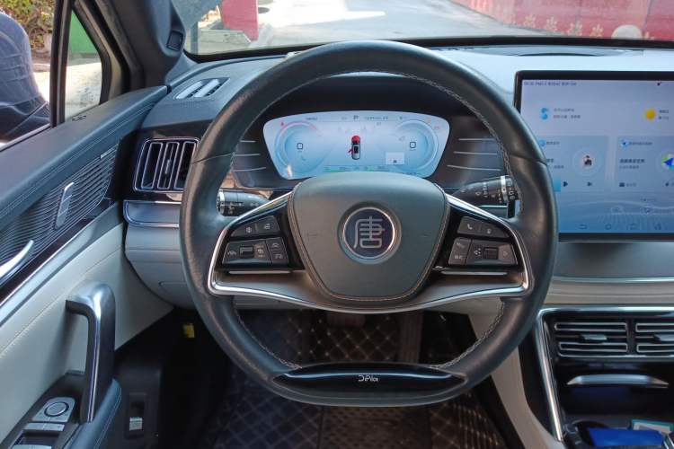 Used BYD Tang New Energy 2022 DM-p 215KM Four-Wheel Drive Flagship Model