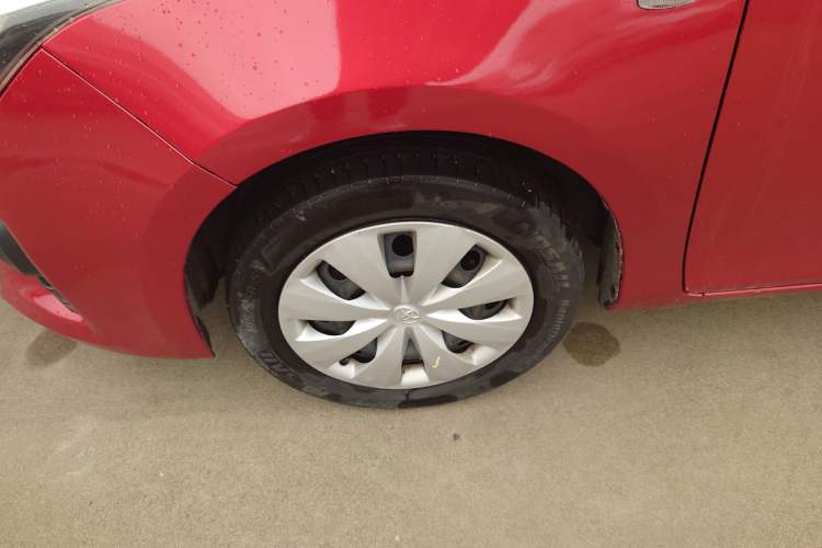 Used Toyota YARiS L Zhi Xuan 2014 1.3E Automatic Charm Edition Left Front Wheel Hub