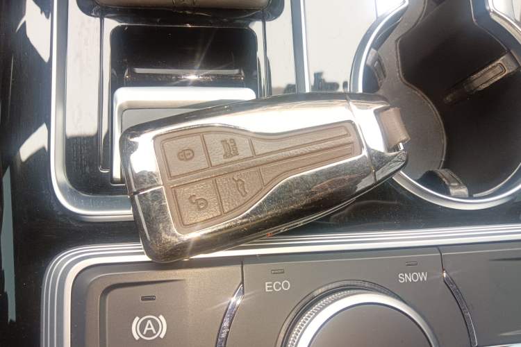 Used Hongqi HS7 2022 2.0T DCT Two-Wheel Drive Smart Connect Flagship Edition Five Seats