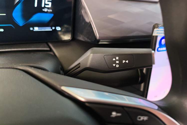 Used Dongfeng Aeolus SKY EV01 2025 530 km AIR Elite Edition
