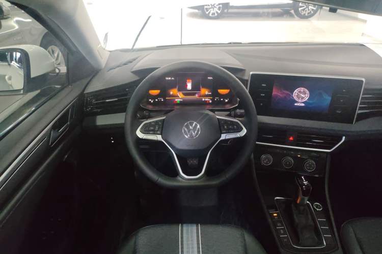 Used Volkswagen Sagitar 2023 300TSI DSG Flyover Edition Steering Wheel