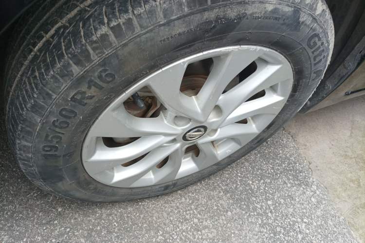 Used Nissan Sylphy 2021 Classic 1.6XL CVT Luxury Edition Left Front Wheel Hub