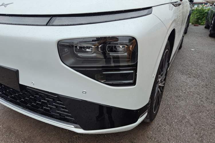 Used XPeng G9 2022 702 Max Left Front Headlight