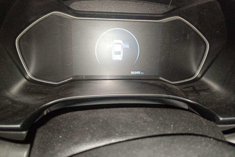 Used Kia K3 2021 1.5L CVT Fashion Edition Odometer Close Up