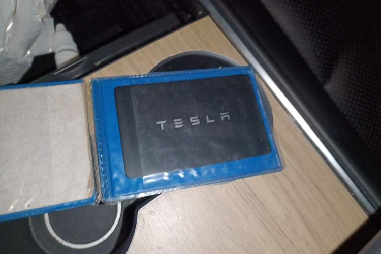 Used Tesla Model Y 2021 Long-Range All-Wheel-Drive Version 3D7