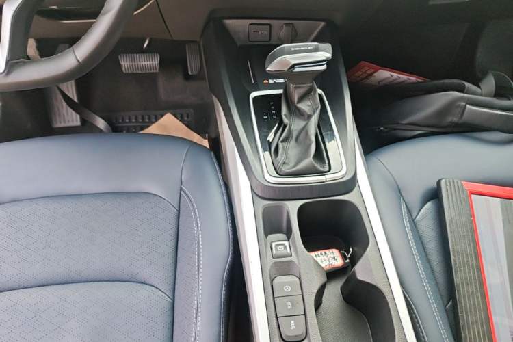 Used Chevrolet Monza 2023 1.5L Dual-Clutch Enjoyment Edition Gear Lever