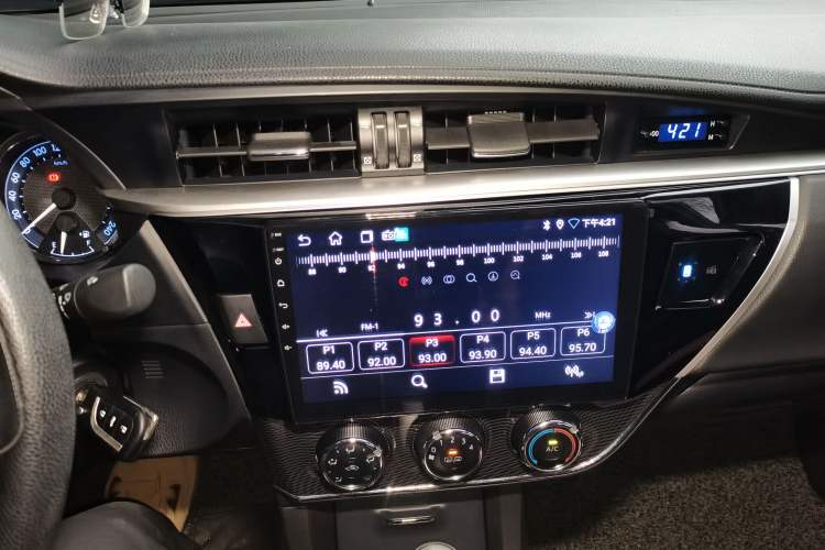 Used Toyota Corolla 2014 1.6L CVT GL-i Audio And AC Panel