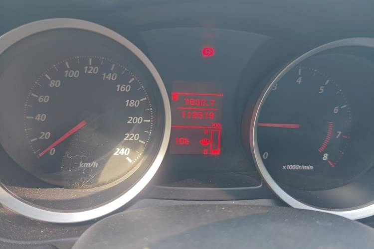 Used Mitsubishi Lancer EX 2012 Chasing Edition 1.8L Manual Luxury Model
