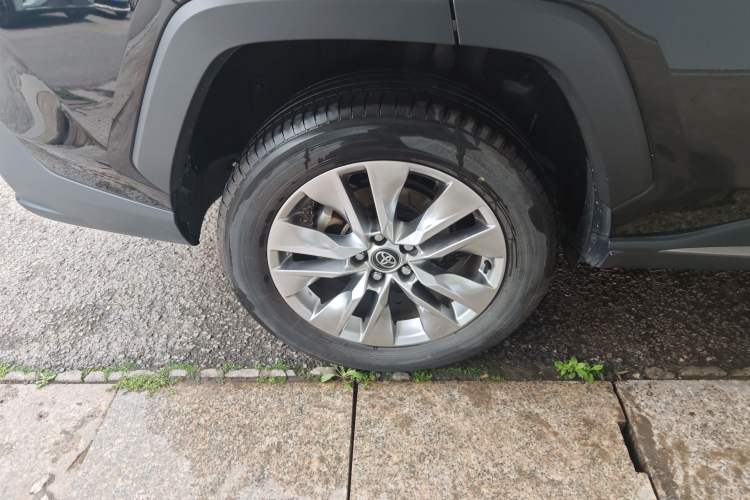 Used Toyota Wildlander 2023 2.0L CVT Two-Wheel Drive Leading Edition Right Rear Wheel Hub